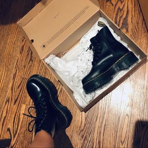 Jadon Dr. Martens